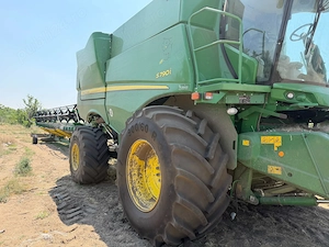  VÂND COMBINĂ JOHN DEERE S7 90i   an 2019 ore puține top tehnologie - imagine 10