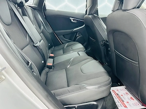 Volvo V40 - imagine 7