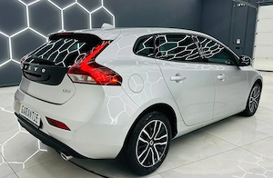 Volvo V40 - imagine 3