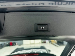Audi A4 - imagine 17
