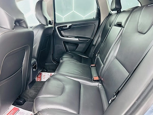 Volvo XC60 - imagine 17
