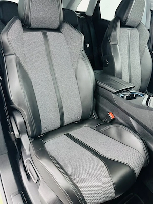 Peugeot 3008 - imagine 18