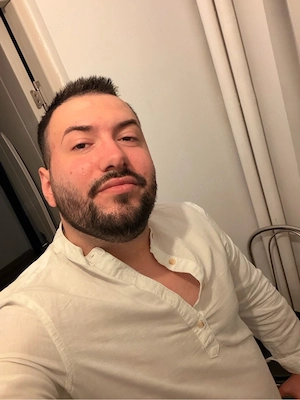 Caut loc de munca stabil P 2&2 