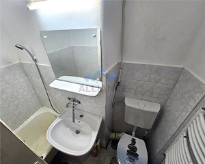 Tatarasi-Piata Chirila, apartament cu 2 camere, etaj  intermediar - imagine 6