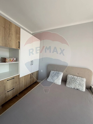 Apartament cu 3 camere de închiriat - imagine 3