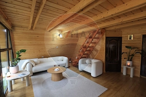 Cabană A-Frame în Bucovina I Refugiul perfect între natură și confort