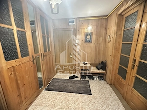 Apartament de vanzare cu 3 camere, 2 bai, 76mp, zona Spitalul Judetean - imagine 3