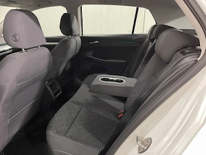Volkswagen Golf - imagine 12