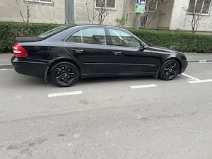 Mercedes-Benz e220 w211  - imagine 3