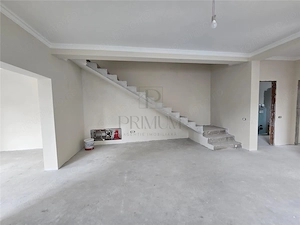 Duplex modern - la asfalt - personalizare interioara - imagine 4