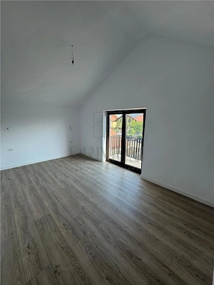 CASA INDIVIDUALA CU GARAJ - ZONA CENTRALA - 162 MP UTILI - imagine 9