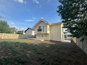 CASA INDIVIDUALA CU GARAJ - ZONA CENTRALA - 162 MP UTILI - imagine 3