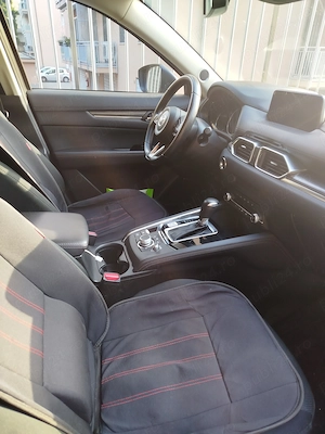 Vind Mazda cx5. Motor 2000  benzina cutie automată  - imagine 3