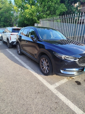 Vind Mazda cx5. Motor 2000  benzina cutie automată  - imagine 5