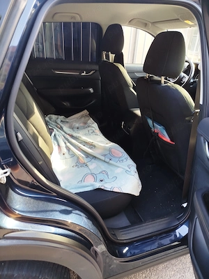 Vind Mazda cx5. Motor 2000  benzina cutie automată  - imagine 2