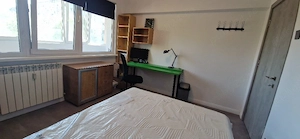 Închiriez 2 camere Titan