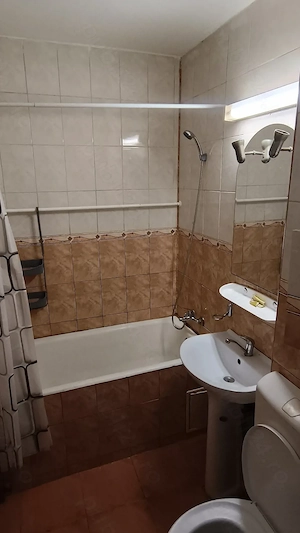 PF, Podu Ros , închiriez apartament 2 camere,D,CT, centrală termică, aer condiționat, Palas, Centru - imagine 10