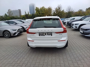 Volvo XC 60 2022 B5AWD garantie - imagine 4
