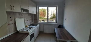 Apartament ultracentral, 2 camere, etaj 1, decomandat, utilat - imagine 2