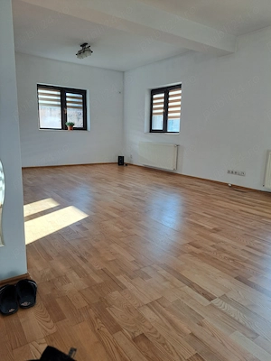 Inceputul povestii tale intr-o zona rezidentiala linistita. - imagine 5