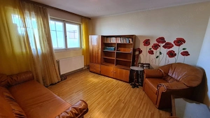 Ap. 2 camere dec. Micro 18, strada Brailei - imagine 3