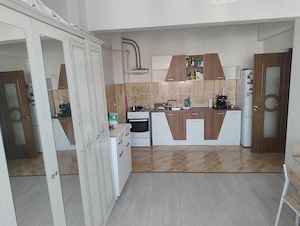 Inchiriez apartament 2 camere 