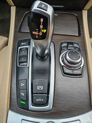 Bmw 730 X-drive 4x4 2012 Euro 5 impecabil - imagine 7