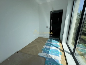Vila cu 5 camere - 4 bai | 180 MPU - Teren 190 MP - imagine 6