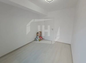 Apartament 3 camere, parcare, finisat, intermediar, curte, zona Pod Ira - imagine 14