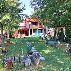 Casa de vacanta (Pensiune) in Lepsa - imagine 2