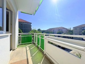 3 camere, decomandat, 2 bai, 2 balcoane, etaj 3 - in zona Aradului