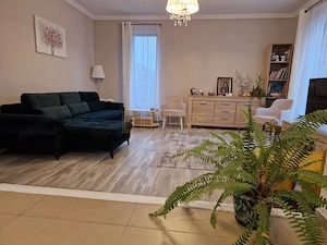 Casă în Dumbrăvița – 3 dormitoare, garaj, complet mobilată și utilată - imagine 2