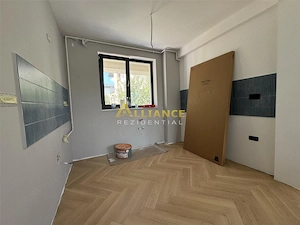 Vila tip DUPLEX  5 camere- 4 bai, curte 250 MP - imagine 7