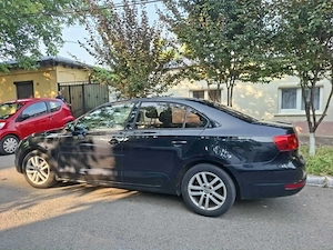  Vand Volkswagen Jetta - imagine 4