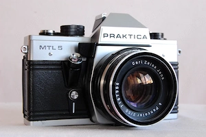 Praktica mtl5 cu obiectiv CZJ Pancolar 2   50, aparat foto film srl