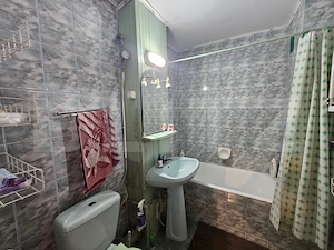 Apartament cu 4 camere, 77 mp, etaj 2, zona Dallas - Aiud - imagine 12