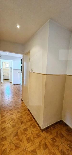 Apartament 3 camere, decomandat, cu 2 băi, Sfantu Gheorghe - imagine 5
