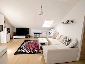 Vand apartament cu 3 camere și loc de parcare  - imagine 7