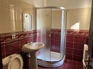 Apartament spatios 3 camere in Selimbar - imagine 7