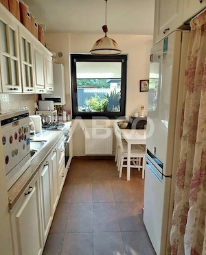Apartament cu 2 camere decomandat de vanzare in Borhanci cu terasa - imagine 8
