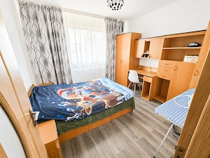 Apartament Nord, etaj intermediar, decomandat, renovat