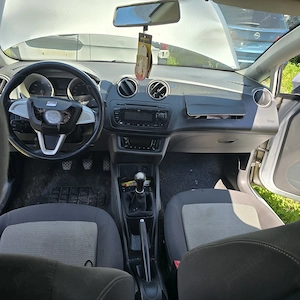 Dezmembrez Seat Ibiza an 2009 motor 1.9 TDI tip BLS,fara anexe si accesorii - imagine 10