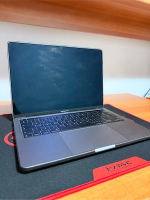MacBook Pro M2 2 GB RAM + mouse nou, Apple (Magic Mouse) 