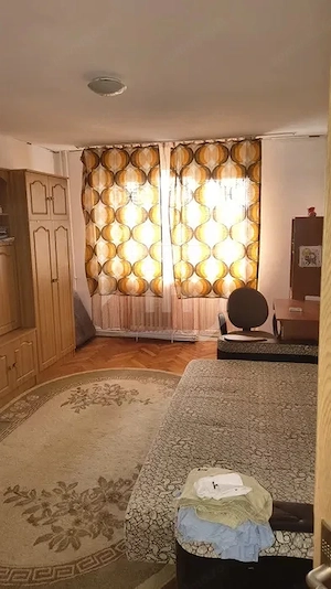 Apartament cu 3 camere, zona Manastur
