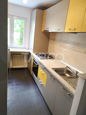Apartament decomandat cu 3 camere de vanzare Manastur Piata Flora - imagine 5
