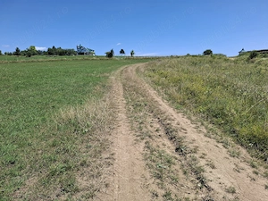 Teren 3.800 mp Dealu Dăii (Zonă Bungard Zorabia)   Utilități în vecinătate - imagine 3