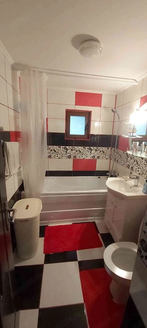 Vand apartament 3 camere decomandat  - imagine 3