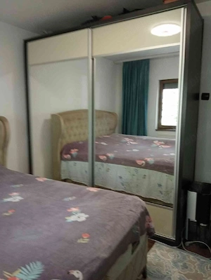 Vand apartament 3 camere decomandat  - imagine 2