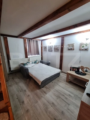Garsonieră -cat un apartament - spațioasă de vânzare - Central  - imagine 6