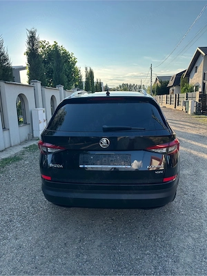 Skoda Kodiaq, 2.0 TDI, SUV 4x4, 5 locuri, model 2019, an fabricație 2018 - imagine 6